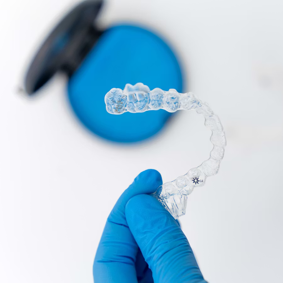 Ortodonzia invisibile — Ambulatorio Odontoiatrico Privato Il Quadrifoglio